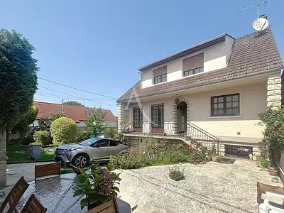 Maison, 141 m²