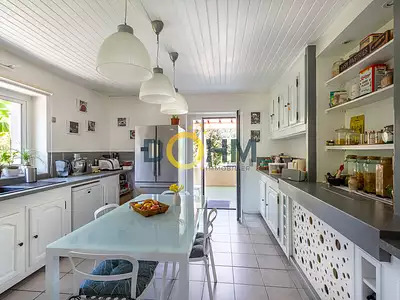 Maison, 214 m²