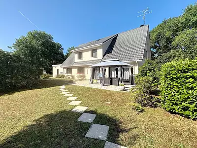 Maison, 254 m²