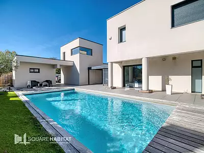 Maison, 220 m²