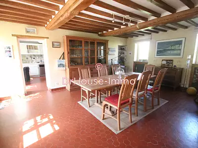 Maison, 263 m²