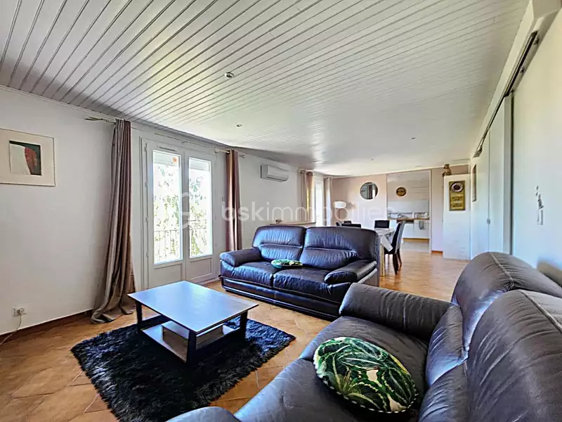 Maison, 163 m²
