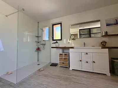 Maison, 235 m²