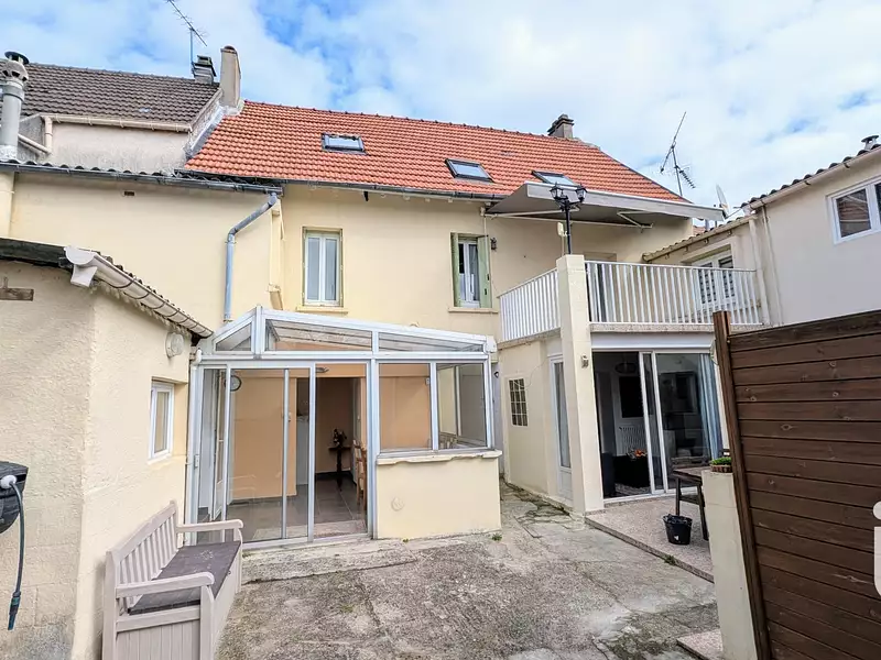 Immeuble, 226 m²