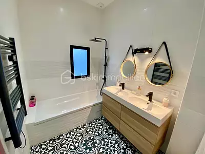 Maison, 105 m²