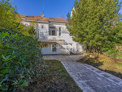 Maison, 165 m²