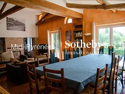 Maison, 301 m²