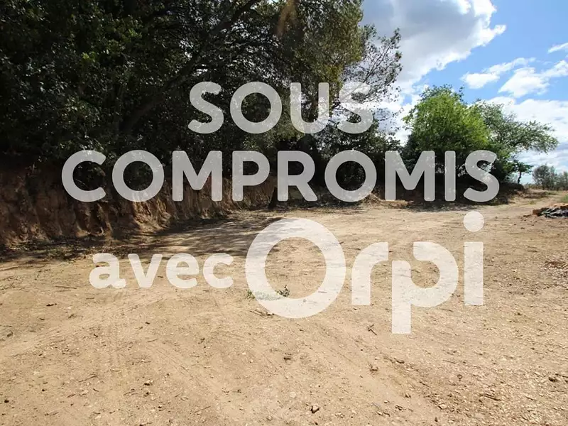 Terrain, 400 m²