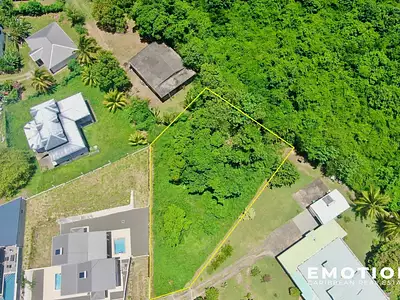 Terrain, 1 340 m²