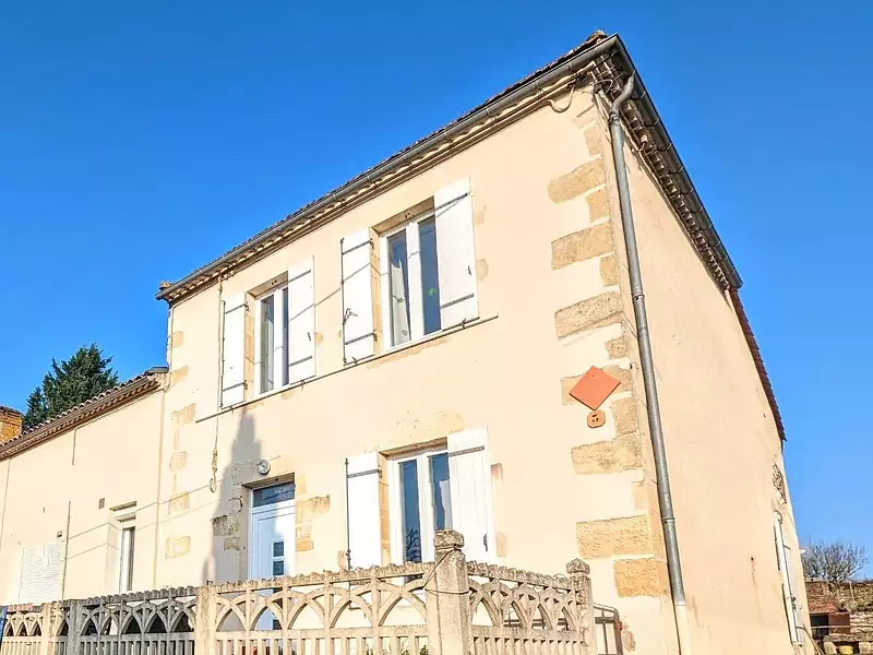 Maison, 270 m²