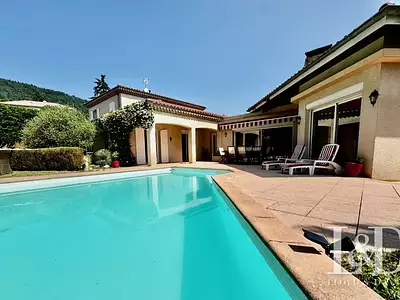 Maison, 313 m²
