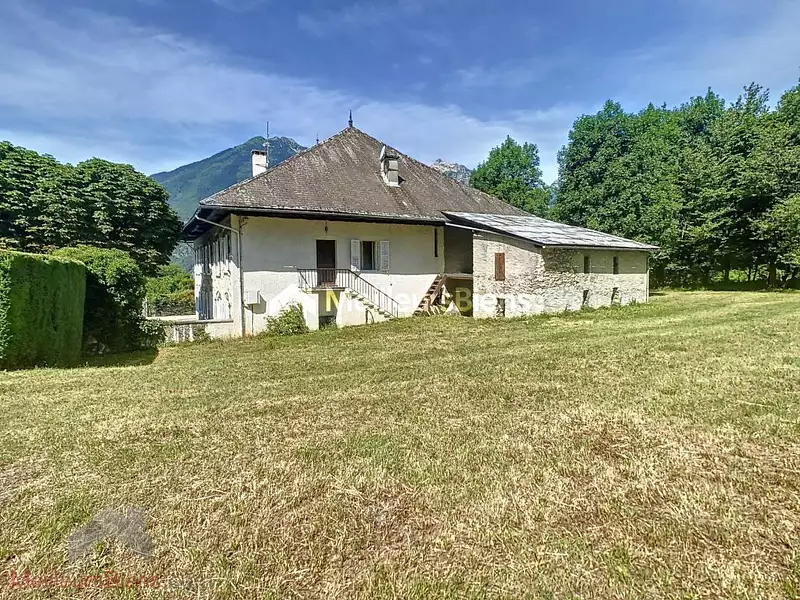 Maison, 200 m²