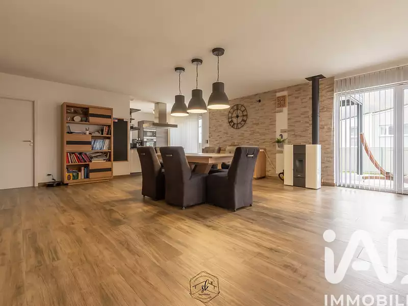 Maison, 115 m²