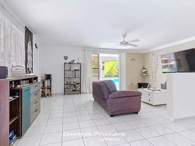 Maison, 97 m²