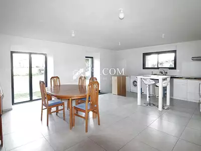 Maison, 148 m²