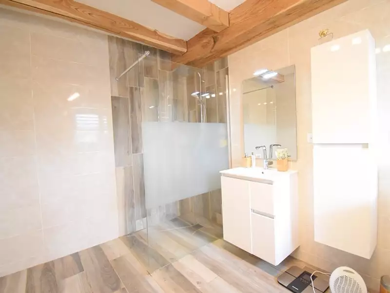 Maison, 204 m²