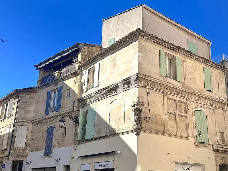Immeuble, 239 m²
