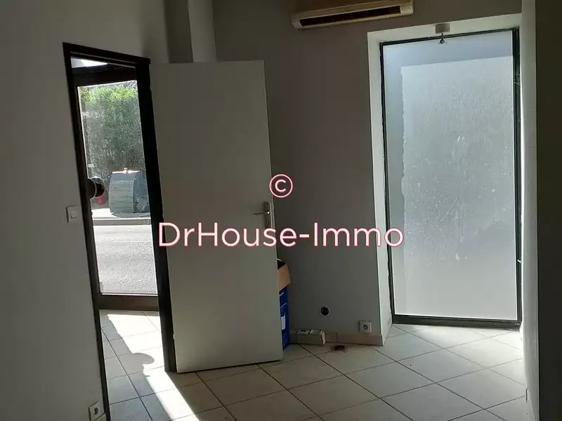 Immeuble, 250 m²