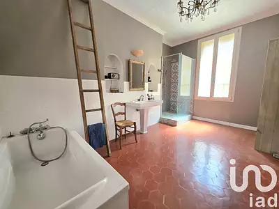 Maison, 270 m²