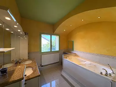 Maison, 272 m²