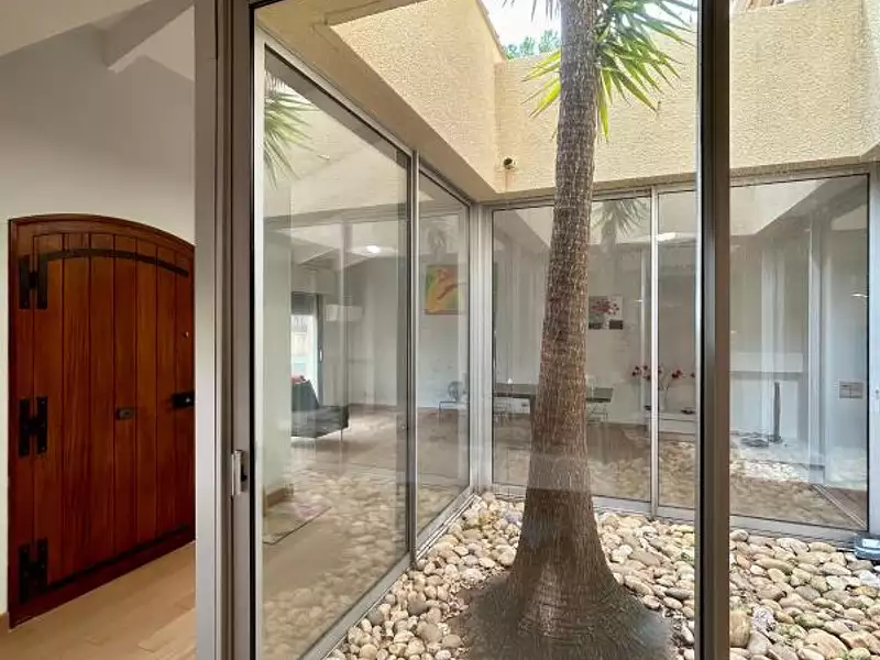 Maison, 300 m²