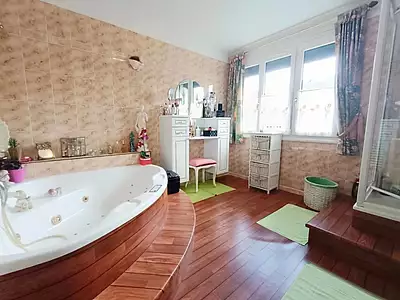 Maison, 162 m²