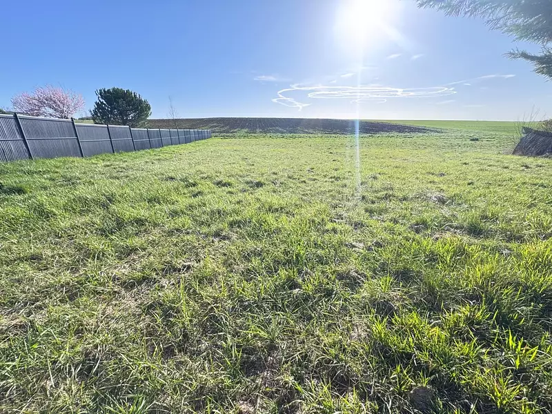Terrain, 1 200 m²