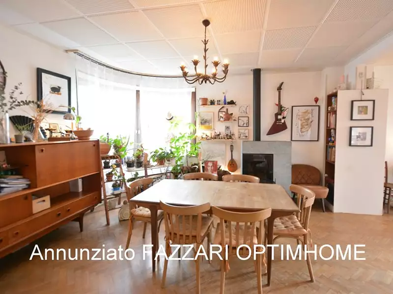 Maison, 167 m²