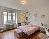 Immeuble, 298,82 m²