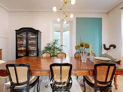 Maison, 280 m²
