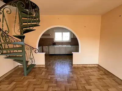 Maison, 180 m²