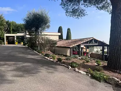 Maison, 248 m²