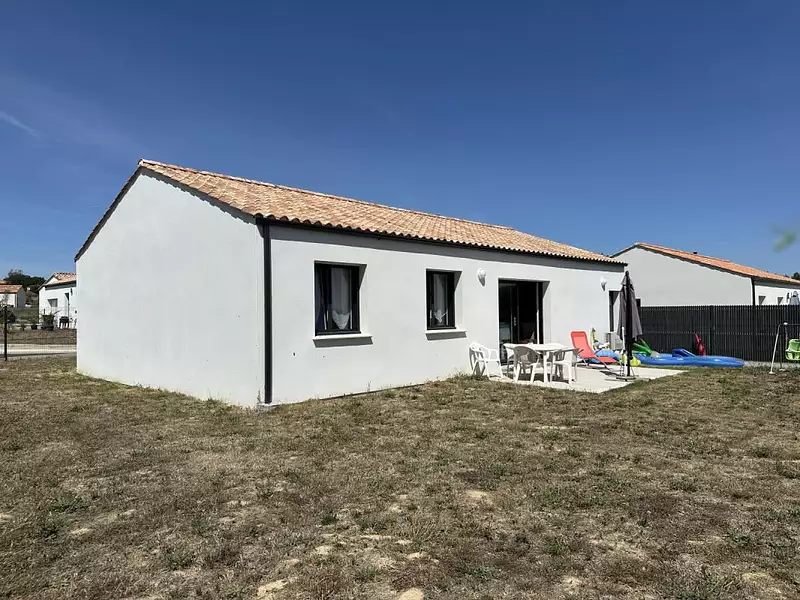 Maison, 77 m²
