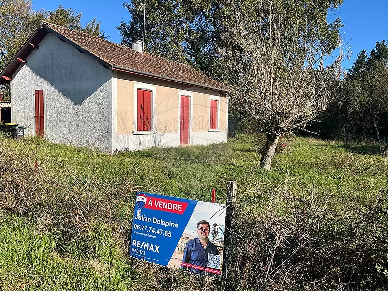 Terrain, 716 m²