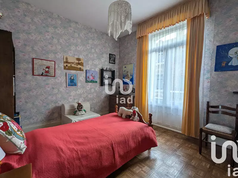 Maison, 215 m²