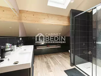 Maison, 247 m²