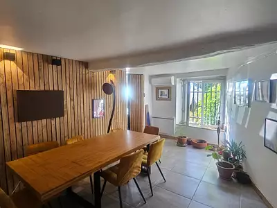Maison, 230 m²