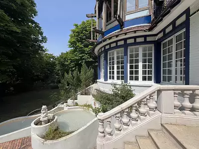 Maison, 325 m²