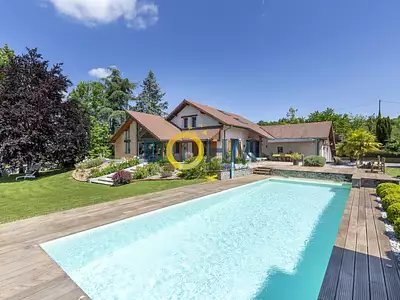 Maison, 220 m²