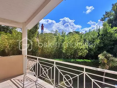 Maison, 185 m²