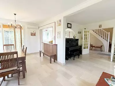Maison, 144 m²