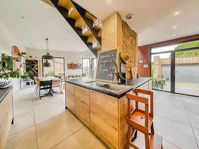 Maison, 168 m²