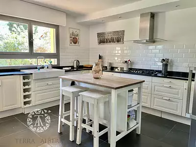Maison, 192 m²