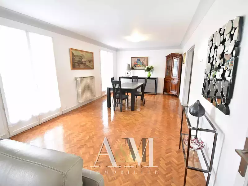 Maison, 162 m²