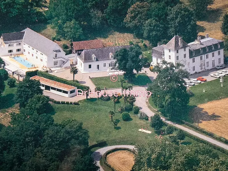 Divers, 1 500 m²