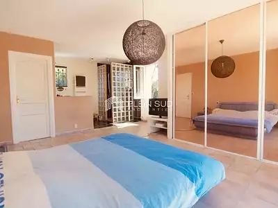 Maison, 280 m²