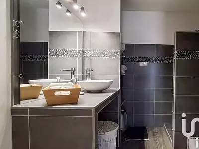 Maison, 210 m²