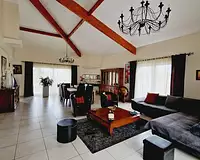 Maison, 230 m²