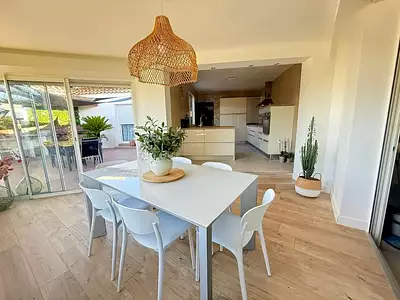 Maison, 335 m²