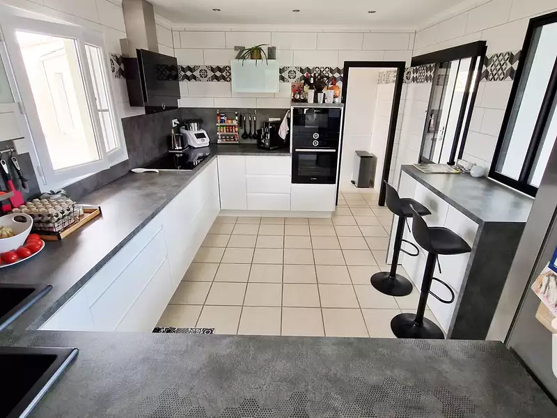 Maison, 145 m²